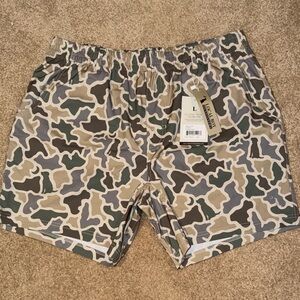 Men's Local Boy Volley Shorts Localflage 6” inseam -Size L      Never worn